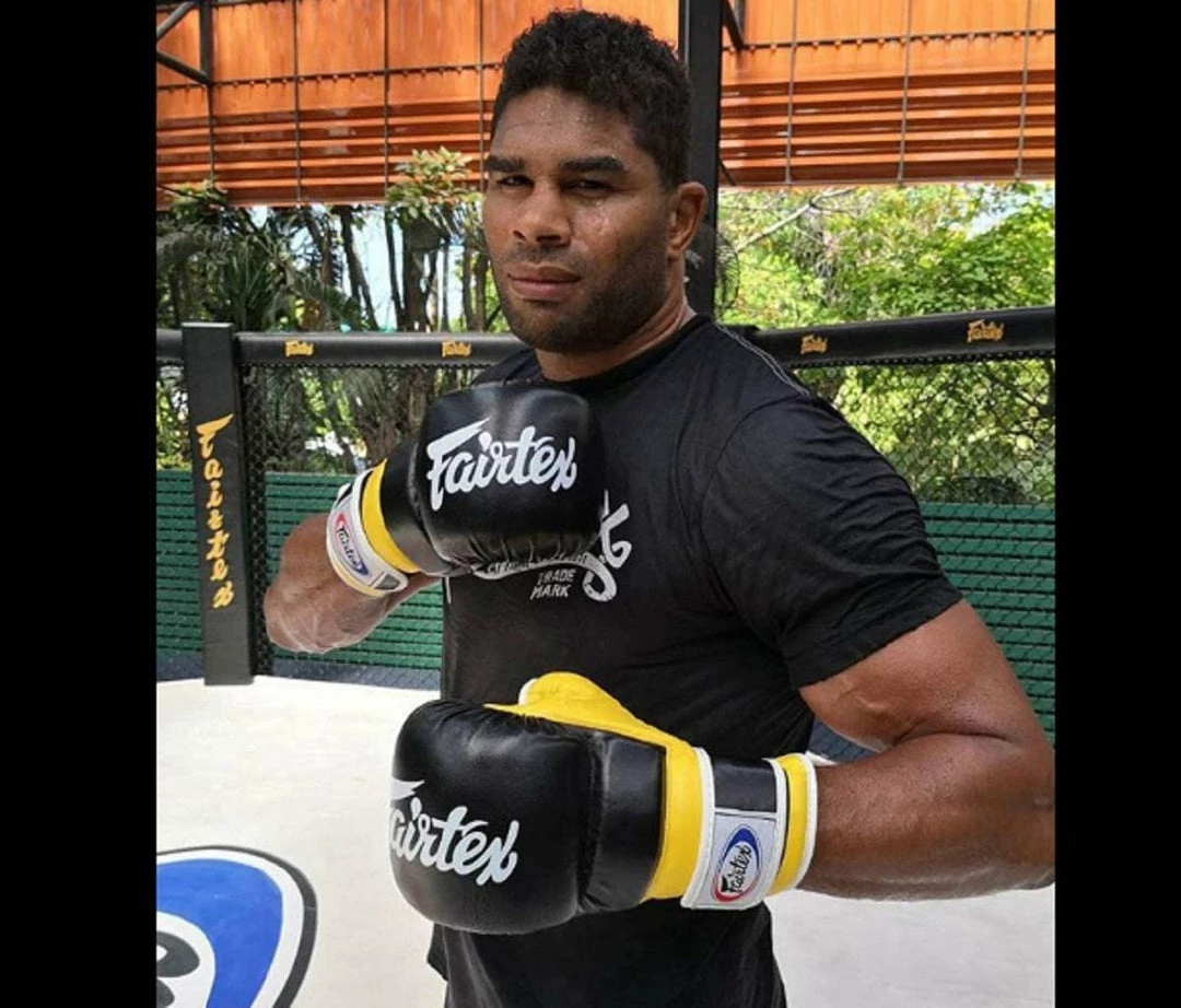 Fairtex Super Sparring Grappling MMA Gloves - FGV18 - Hybrid Design