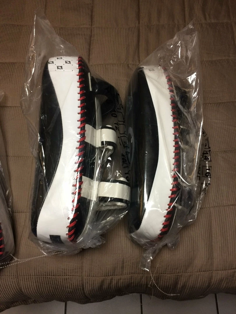 Fairtex "EXTRA THICK" Muay Thai Kickboxing Curved Pads - KPLC3 - Sold As Pair Pads & Mitts