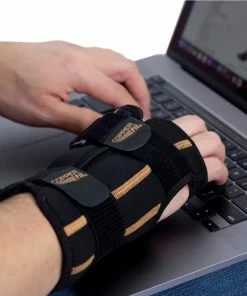 Copper Fit Rapid Relief Wrist Brace - Hot/Cold Therapy - Keeps You Healthy Accessories