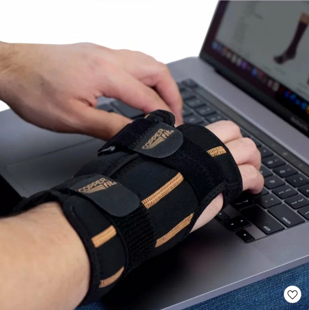 Copper Fit Rapid Relief Wrist Brace - Hot/Cold Therapy - Keeps You Healthy Accessories