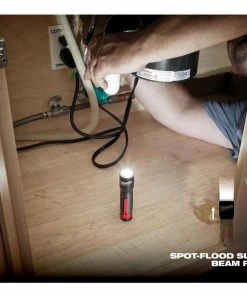 Milwaukee 325 Lumens LED Aluminum Flashlight