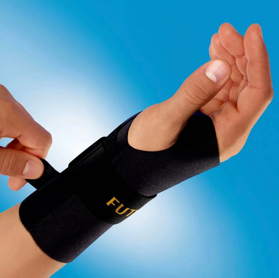 FUTURO Wrist Hand Compression Stabilizing Brace - 1 Wrist Brace - Immediate Compression And Stability Accessories