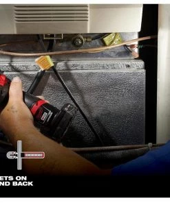 Milwaukee 300 Lumens LED Magnetic Flood Light