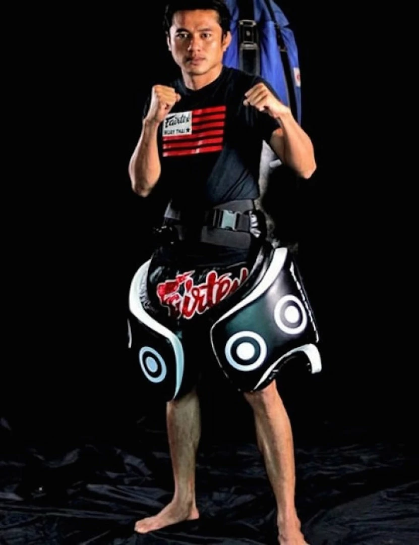 Pads & Mitts Fairtex Lightweight And Durable Thigh Pads - TP3 - Four Layered Padding System